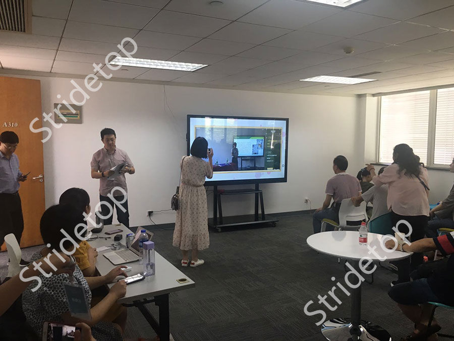武漢市騰亞科技有限公司現(xiàn)場提供技術(shù)和教學(xué)設(shè)備支持！