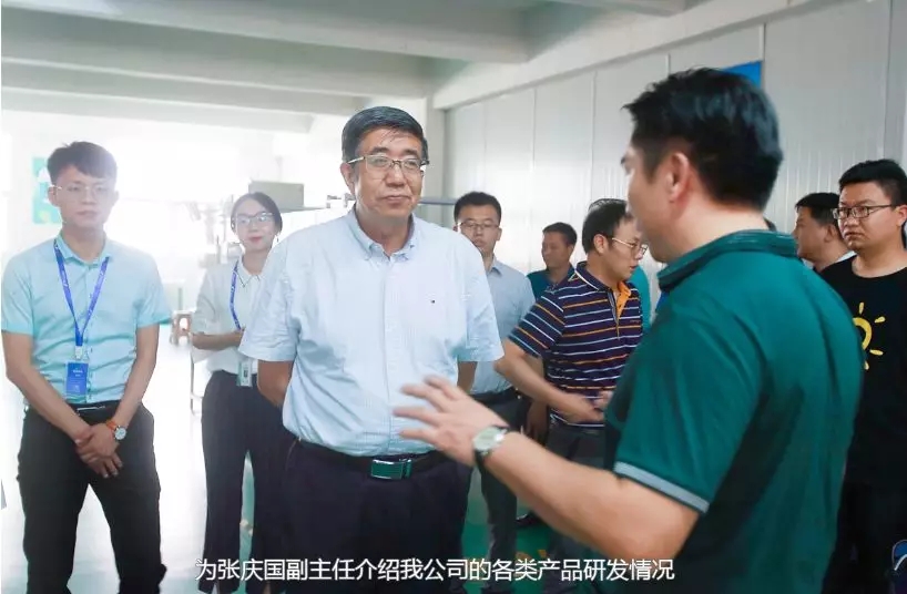 應急管理部培訓中心及省廳領(lǐng)導考察騰亞科技特種作業(yè)研發(fā)基地